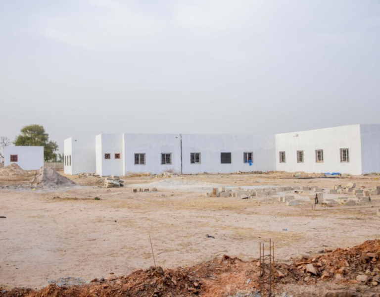 CONSTRUCTION D'HÔPITAUX